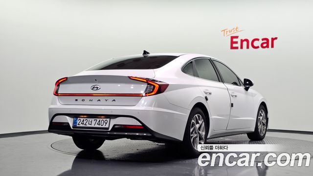 Hyundai Sonata 2.0 Premium — пробег 18 473 км — фото 2 из 5