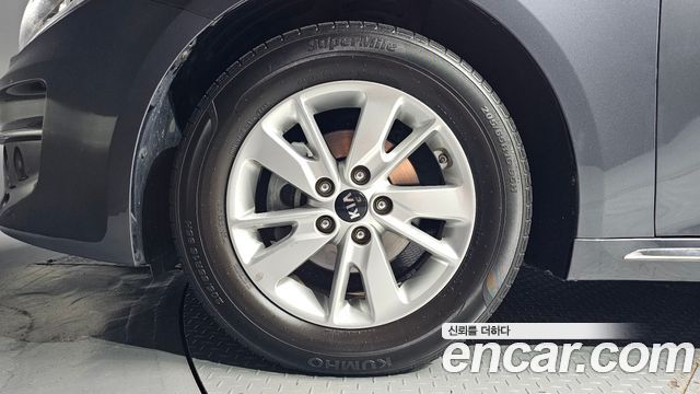 Kia K5 из Кореи Encar