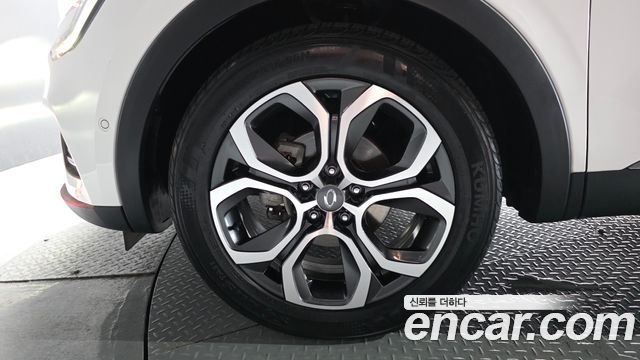 Renault (Samsung) XM3 1.3 TCe RE Signature — пробег 69 774 км