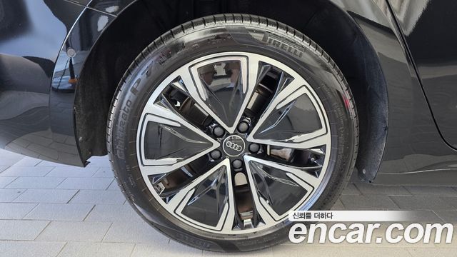Audi A5 40 TFSI Quattro Advanced — пробег 8 250 км