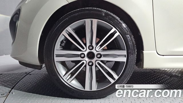 Kia morning Bi-fuel Luxury — пробег 171 884 км