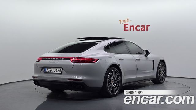 Porsche Panamera 3.0 AWD — пробег 98 554 км — фото 2 из 5
