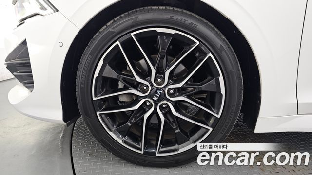 Kia K5 из Кореи Encar