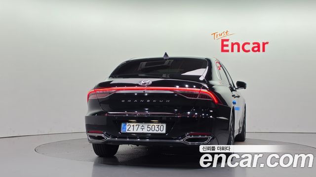 Hyundai Grandeur из Кореи Encar