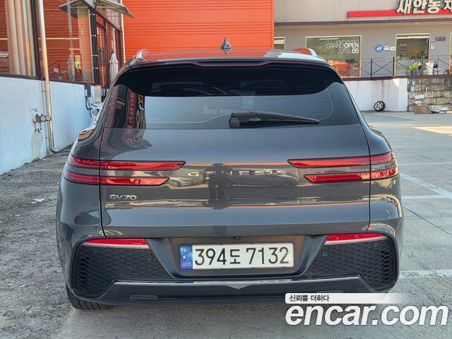 Genesis GV70 из Кореи Encar