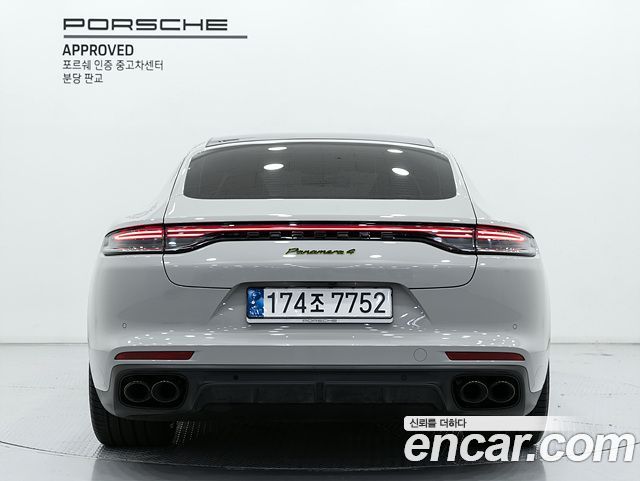 Porsche Panamera 2.9 AWD E-Hybrid Platinum Edition — пробег 27 790 км
