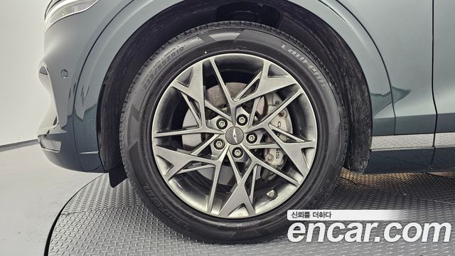 Genesis GV70 из Кореи Encar