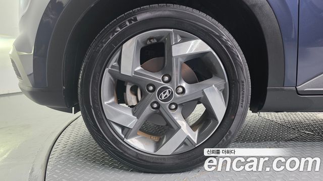 Hyundai Venue из Кореи Encar