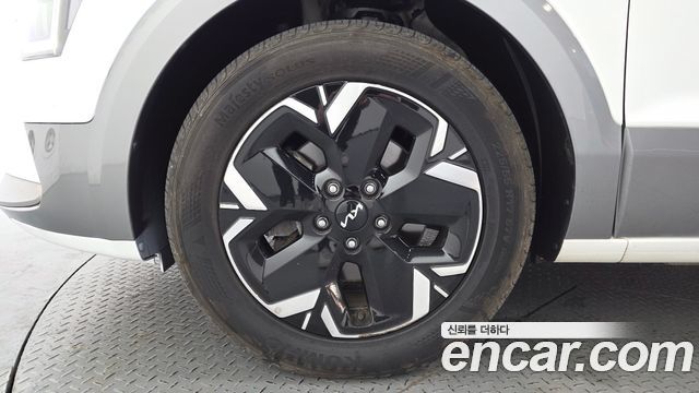 Kia Niro Earth — пробег 180 604 км — фото 5 из 5