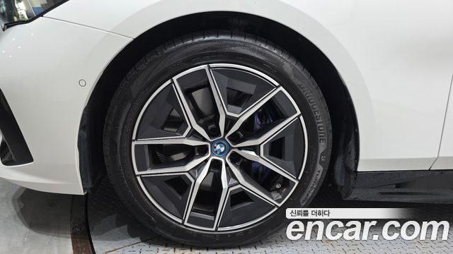 BMW i5 из Кореи Encar
