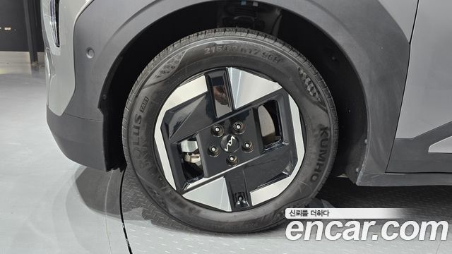 Kia EV3 из Кореи Encar