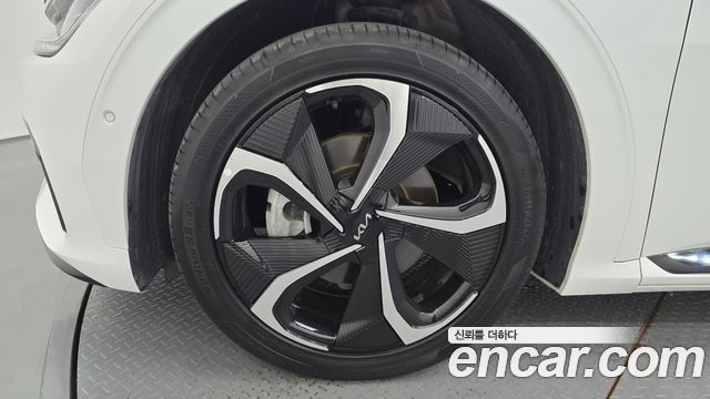 Kia EV6 из Кореи Encar