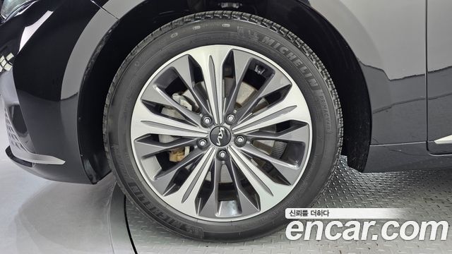 Kia K8 из Кореи Encar