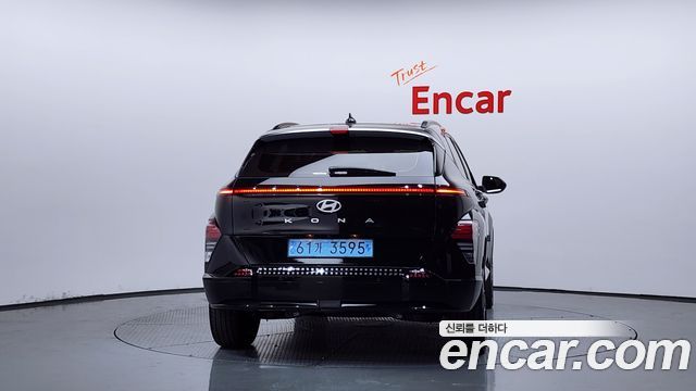 Hyundai Kona Long Range Inspiration — пробег 11 290 км — фото 4 из 5