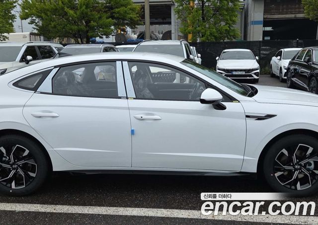 Hyundai Sonata 2.0 S — пробег 1 км — фото 5 из 5