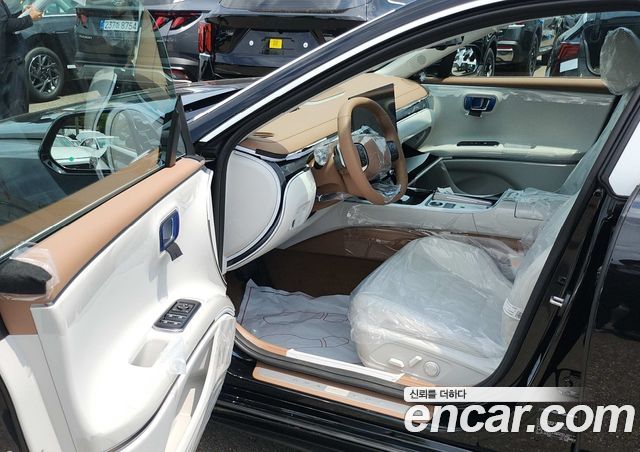 Hyundai Grandeur 2.5 Gasoline  2WD Premium — пробег 1 км — фото 4 из 5