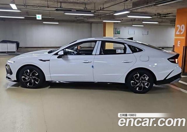 Hyundai Sonata 1.6 Turbo S — пробег 1 км — фото 5 из 5