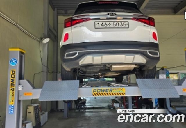 Kia Seltos из Кореи Encar