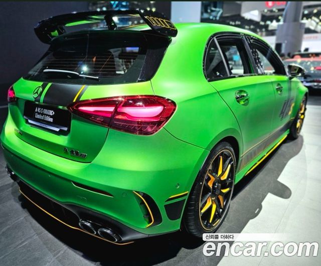 Mercedes-Benz A-Class AMG A45 S 4MATIC+ Hatchback — пробег 11 000 км — фото 4 из 5