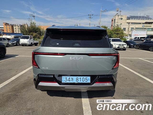 Kia EV5 Long Range 2WD Earth — пробег 7 919 км — фото 3 из 5
