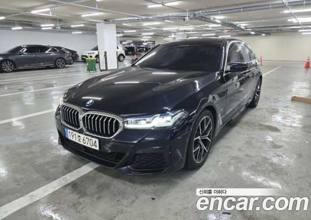 BMW 5-Series 530i xDrive M Sport Package — пробег 52 018 км — фото 2 из 5