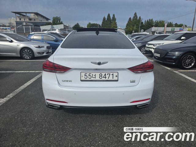 Hyundai Genesis из Кореи Encar