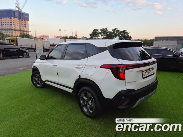 Kia Seltos из Кореи Encar