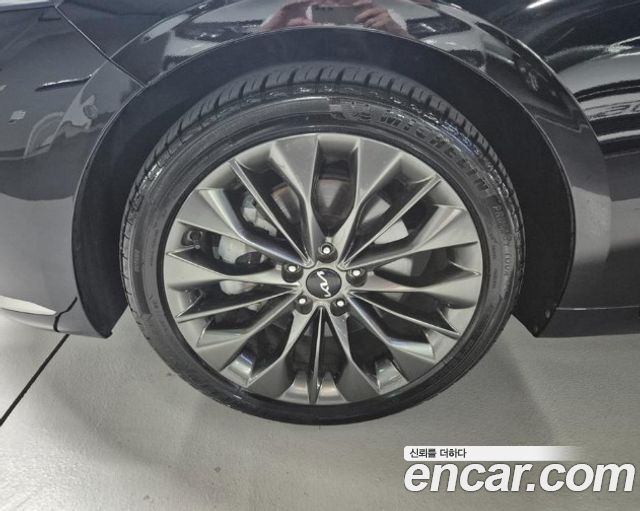 Kia K8 2.5 Gasoline 2WD Signature Special — пробег 19 500 км — фото 5 из 5