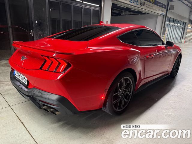Ford Mustang 2.3 EcoBoost Premium Coupe — пробег 9 683 км — фото 4 из 5