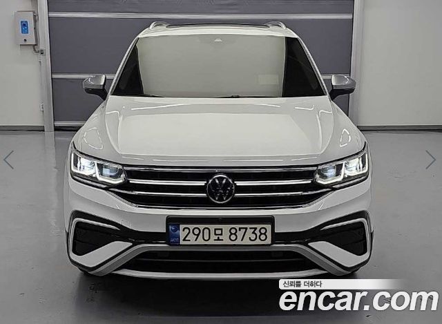 Volkswagen Tiguan 2.0 TSI Prestige — пробег 12 589 км — фото 2 из 5