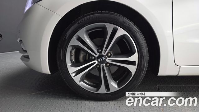 Kia K3 из Кореи Encar