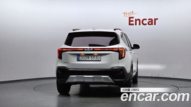Kia Seltos из Кореи Encar