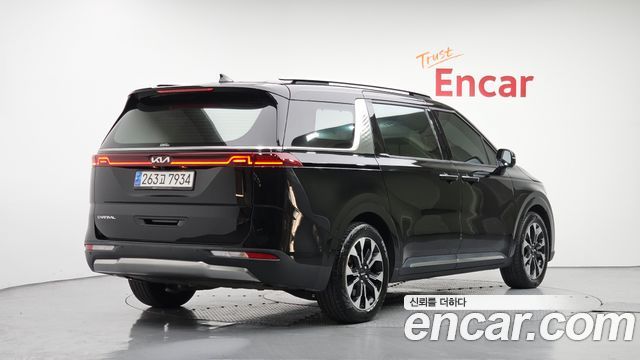 Kia Carnival Diesel 9-Seater Signature — пробег 82 990 км — фото 2 из 5
