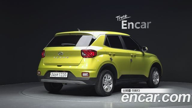 Hyundai Venue из Кореи Encar