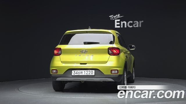 Hyundai Venue из Кореи Encar