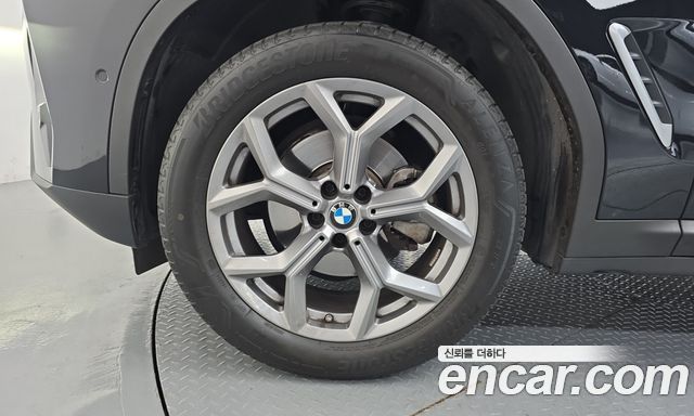 BMW X4 xDrive20i xLine — пробег 16 397 км — фото 5 из 5
