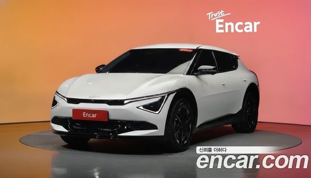 Kia EV6 Long Range 2WD Earth — пробег 15 291 км — фото 1 из 5