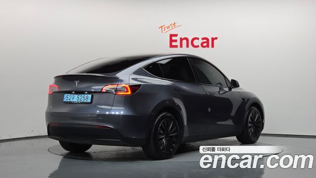 Tesla Model Y Long Range AWD — пробег 134 827 км — фото 2 из 5