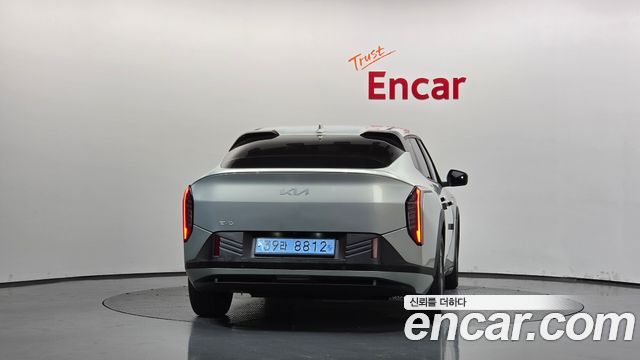 Kia EV4 из Кореи Encar