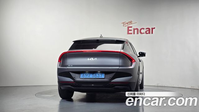 Kia EV6 из Кореи Encar