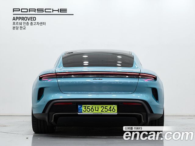 Porsche Taycan Turbo — пробег 4 400 км — фото 4 из 5