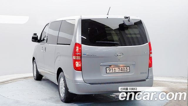 Hyundai Starex Van 3-Seater Smart — пробег 62 983 км — фото 2 из 5