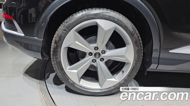 Audi Q4 e-tron 45 Premium Sportback — пробег 1 117 км — фото 5 из 5