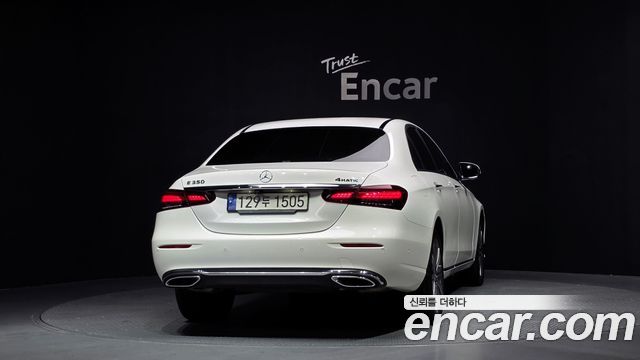 Mercedes-Benz E-Class E350 4MATIC Exclusive — пробег 98 759 км — фото 4 из 5