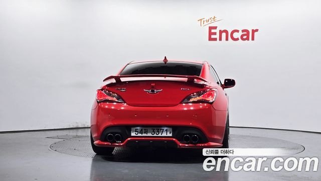 Hyundai Genesis из Кореи Encar