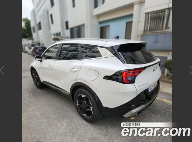 Kia Sportage Gasoline 1.6 Turbo 2WD Signature — пробег 16 376 км — фото 2 из 5