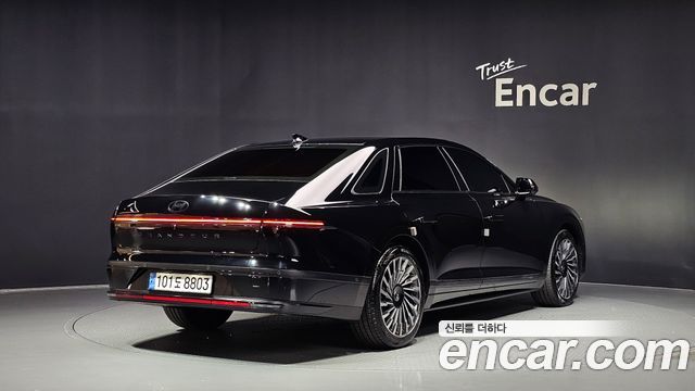 Hyundai Grandeur Calligraphy — пробег 9 764 км — фото 2 из 5
