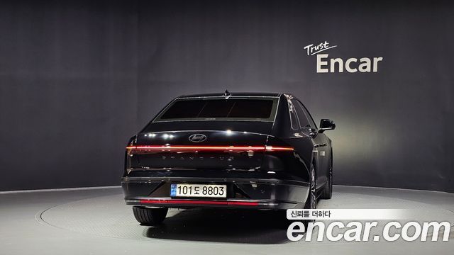 Hyundai Grandeur Calligraphy — пробег 9 764 км — фото 4 из 5