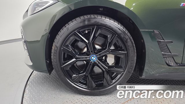 BMW i4 из Кореи Encar