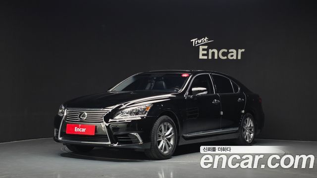 Lexus LS из Кореи Encar